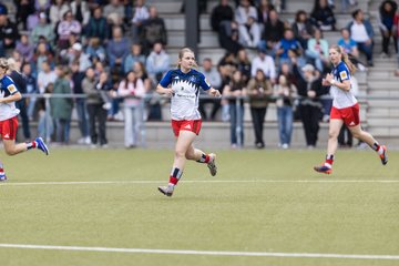Bild 70 - wBJ Hamburger SV - FC Suederelbe : Ergebnis: 9:0